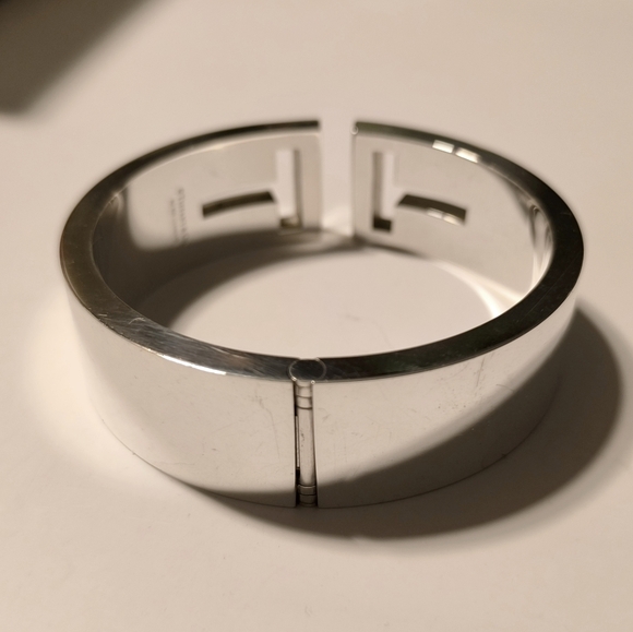 Tiffany & Co Cutout T Wide Cuff Bracelet In Sterling Silver - Picture 6 of 11